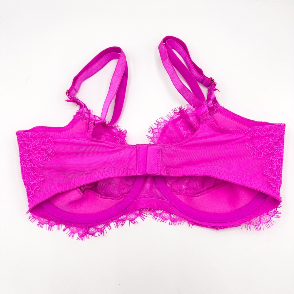 Victoria's Secret Dream Angels Pink Lace Push-Up without Padding Bra - Picture 3 of 6
